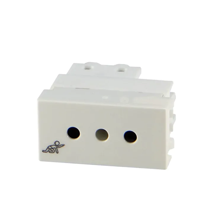 Toma Modular PRESTA Tres en Linea blanco 710135